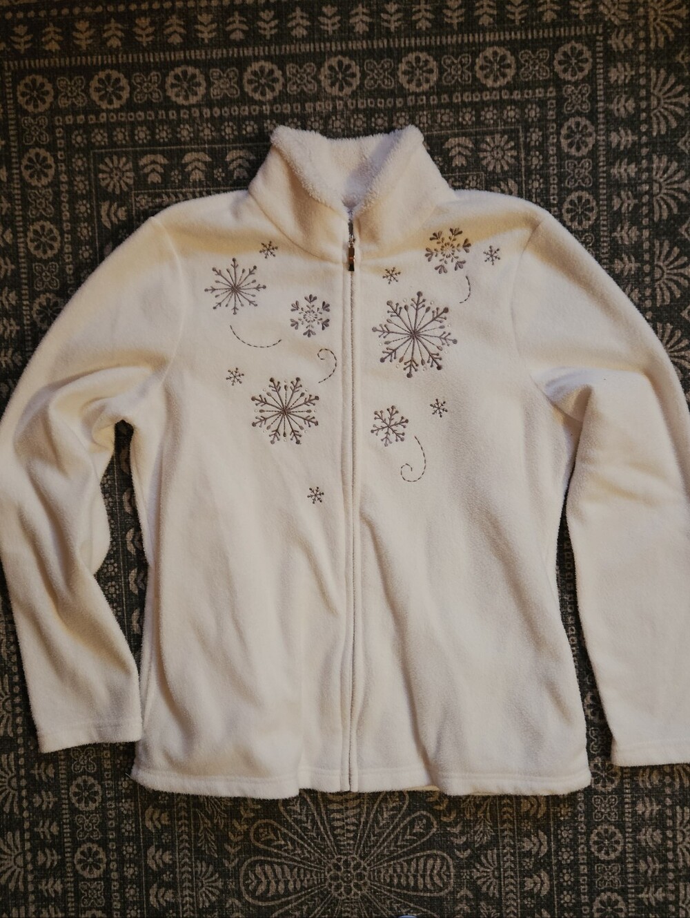breckenridge White Fleece Jacket with Snowflake Embroidery